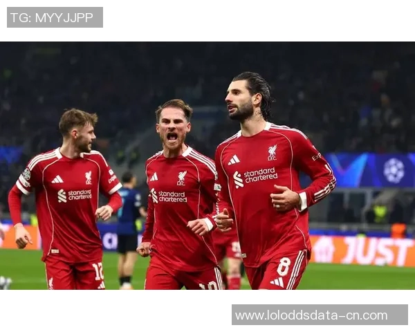 友谊赛精彩回顾:里昂小胜利物浦点球大战引发全场热烈反响