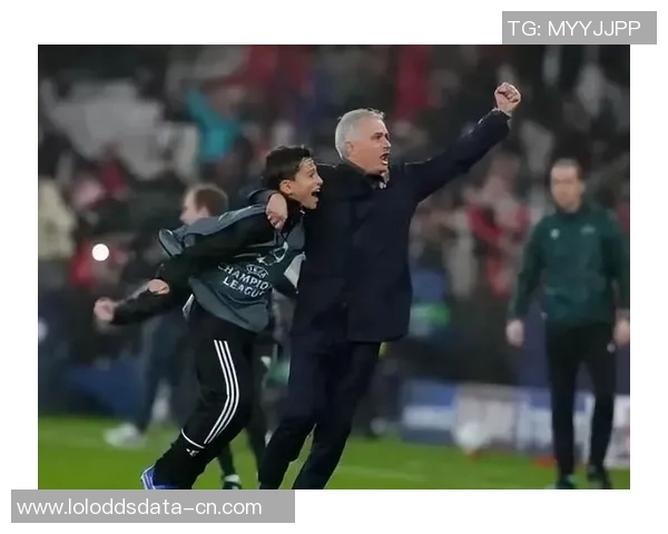 足总杯激战波尔图与本菲卡平局红牌事件引发全场热议与争议