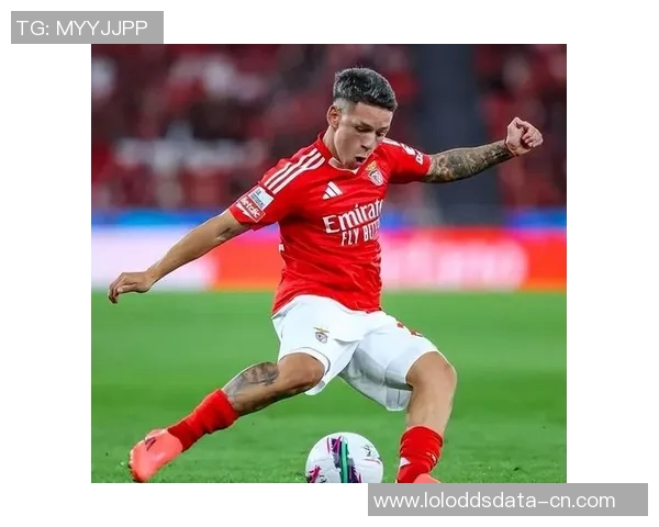 中超赛场惊现历史冷门本菲卡逆转曼联上演4-3绝杀盛宴